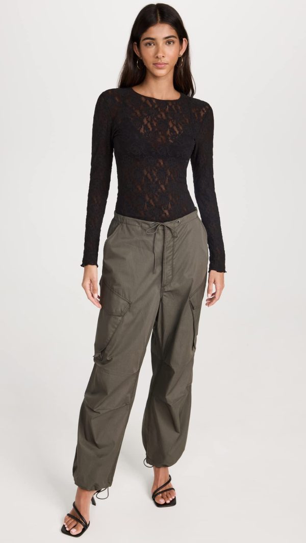 Women's Signature Lace Unlined Long Sleeve Top
