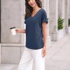 Womens Tops Short Sleeve T Shirt Summer V Neck Casual Top 2025 Spring Cute Basic Trendy Outfits Fashion