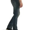 Men's Extreme Motion Regular Straight Jean