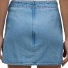 Women's Curved Hem Mini Skirt