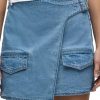 Women's Curved Hem Mini Skirt