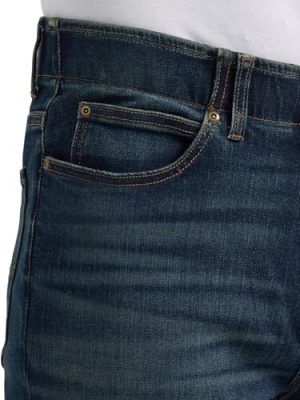 Men's Extreme Motion Relaxed Straight Jean