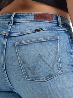 Women's High Rise True Straight Fit Jean
